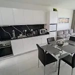 Antonette * カリェタ