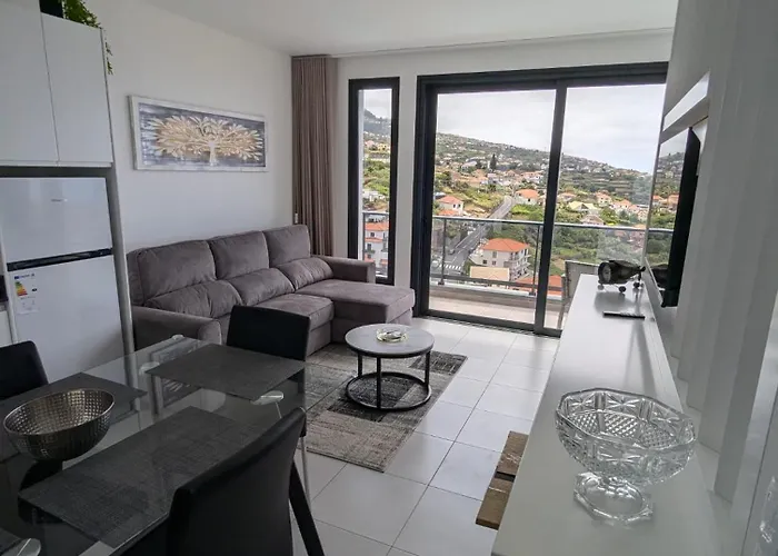 Antonette * Calheta (Madeira)